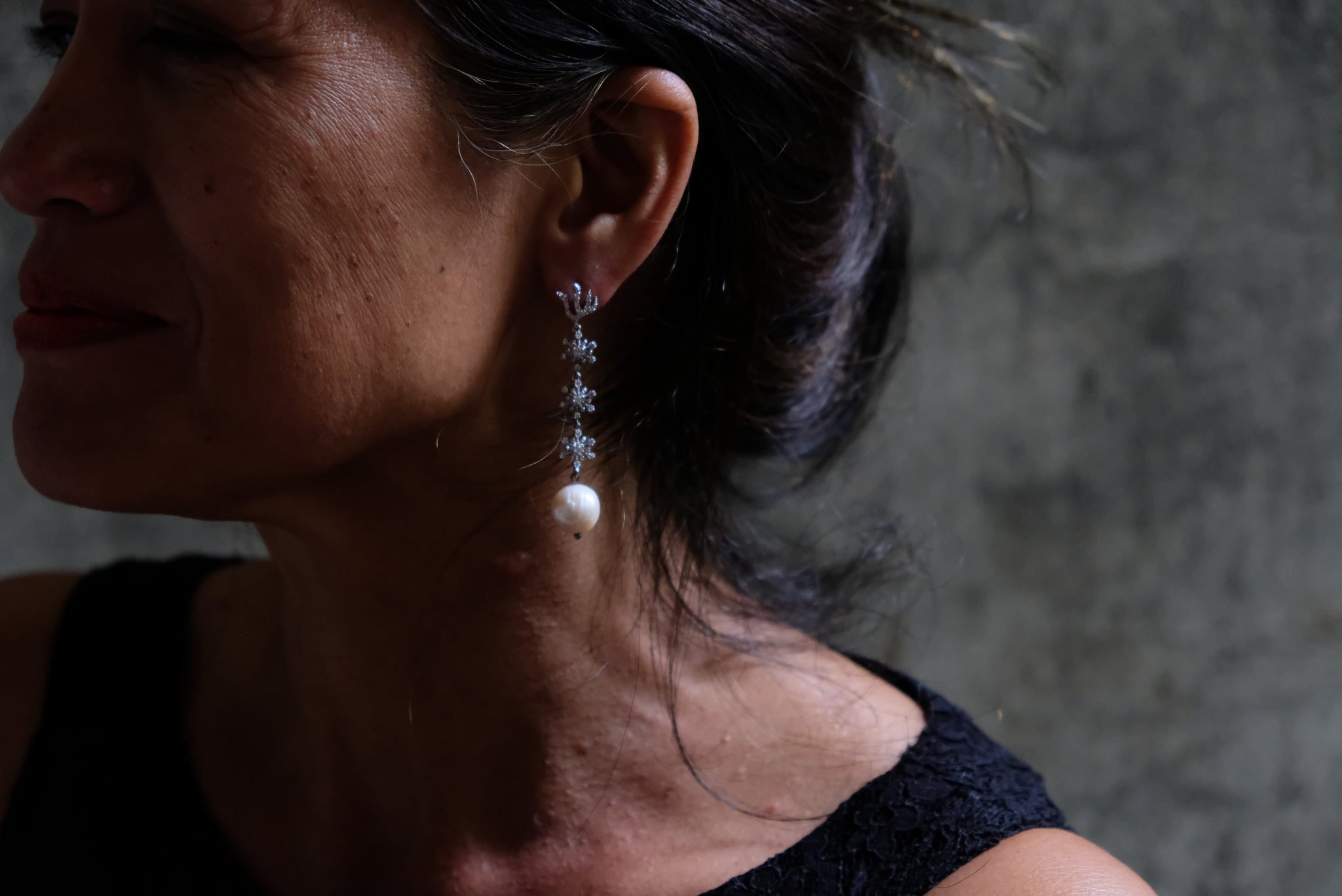 Pearl Earrings Iris - Ava Cadiz